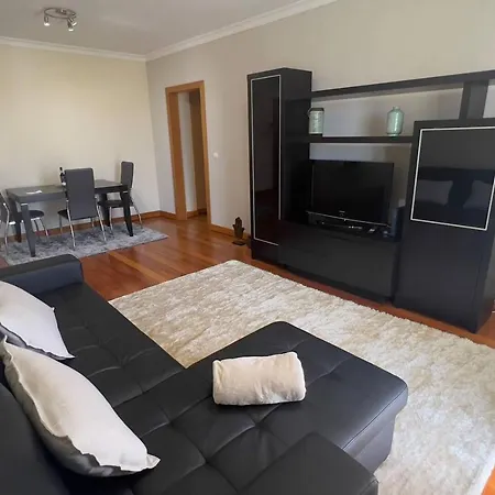 Appartement By The Sea V - Panoramic Pool Retreat Funchal (Madeira)